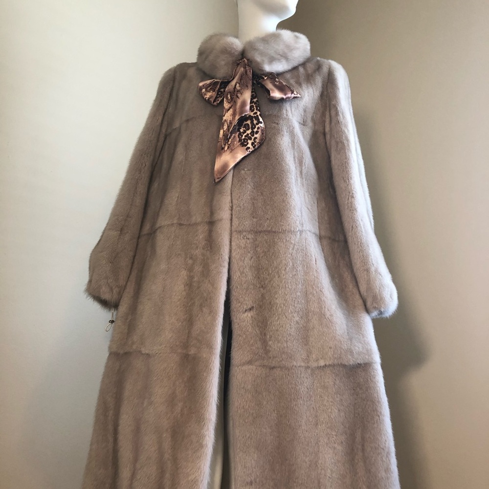 AUTHENTIC MINK FUR COAT π§₯ - Picture 2 of 9